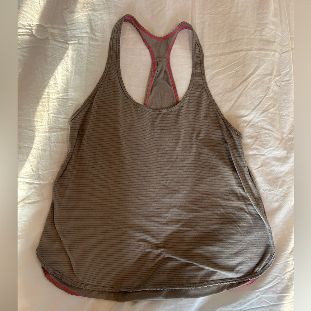 Lululemon Athletica Gray Tank Top with Hot Pink Accents